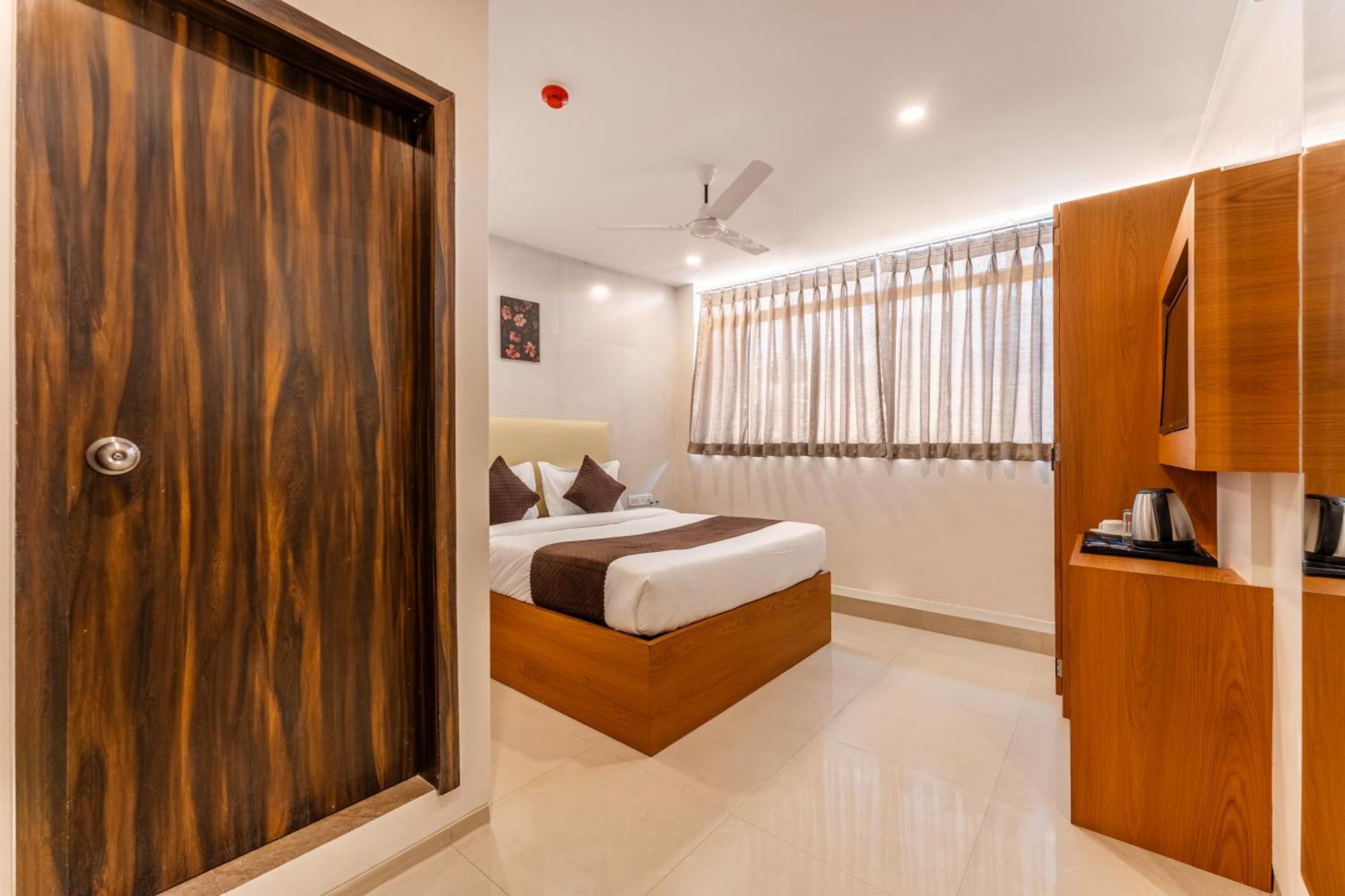Metropolis Business Hotel Panaji Exteriör bild