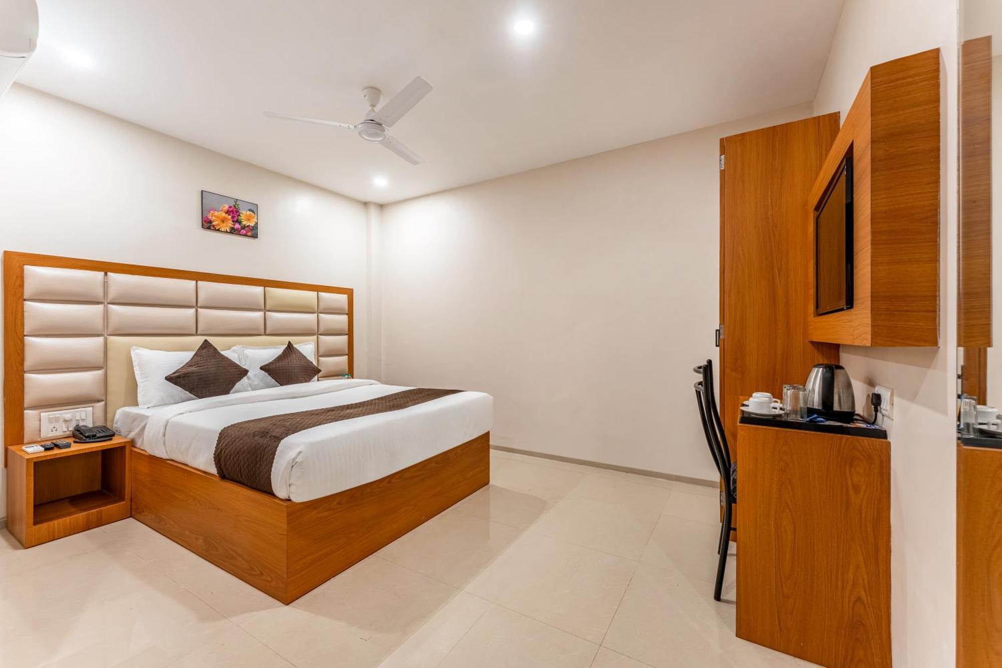 Metropolis Business Hotel Panaji Exteriör bild