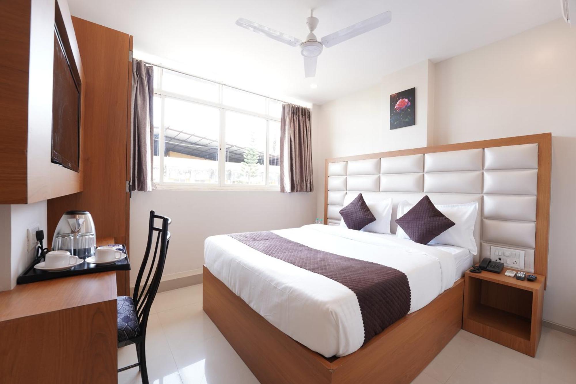 Metropolis Business Hotel Panaji Exteriör bild
