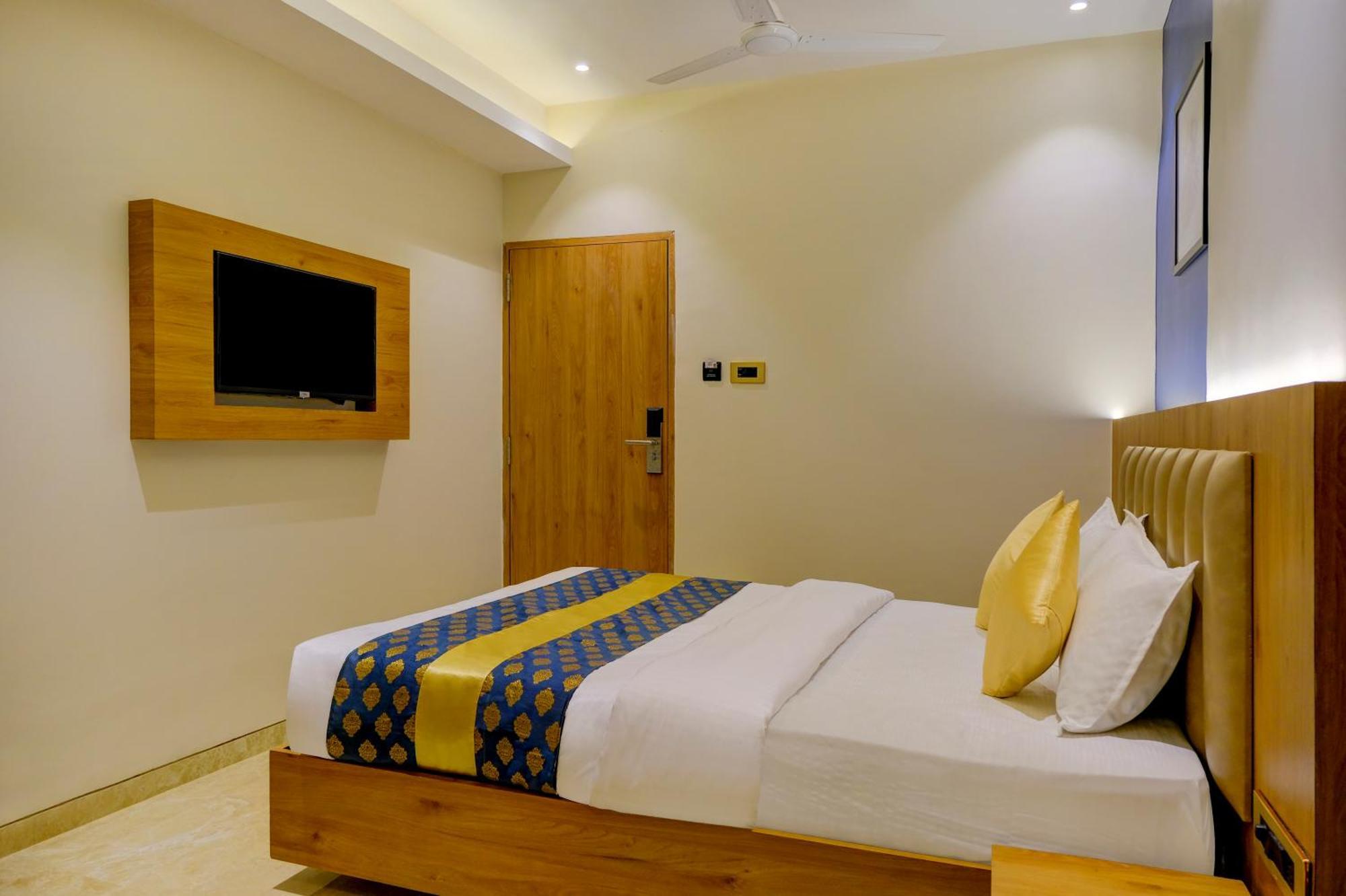 Metropolis Business Hotel Panaji Exteriör bild