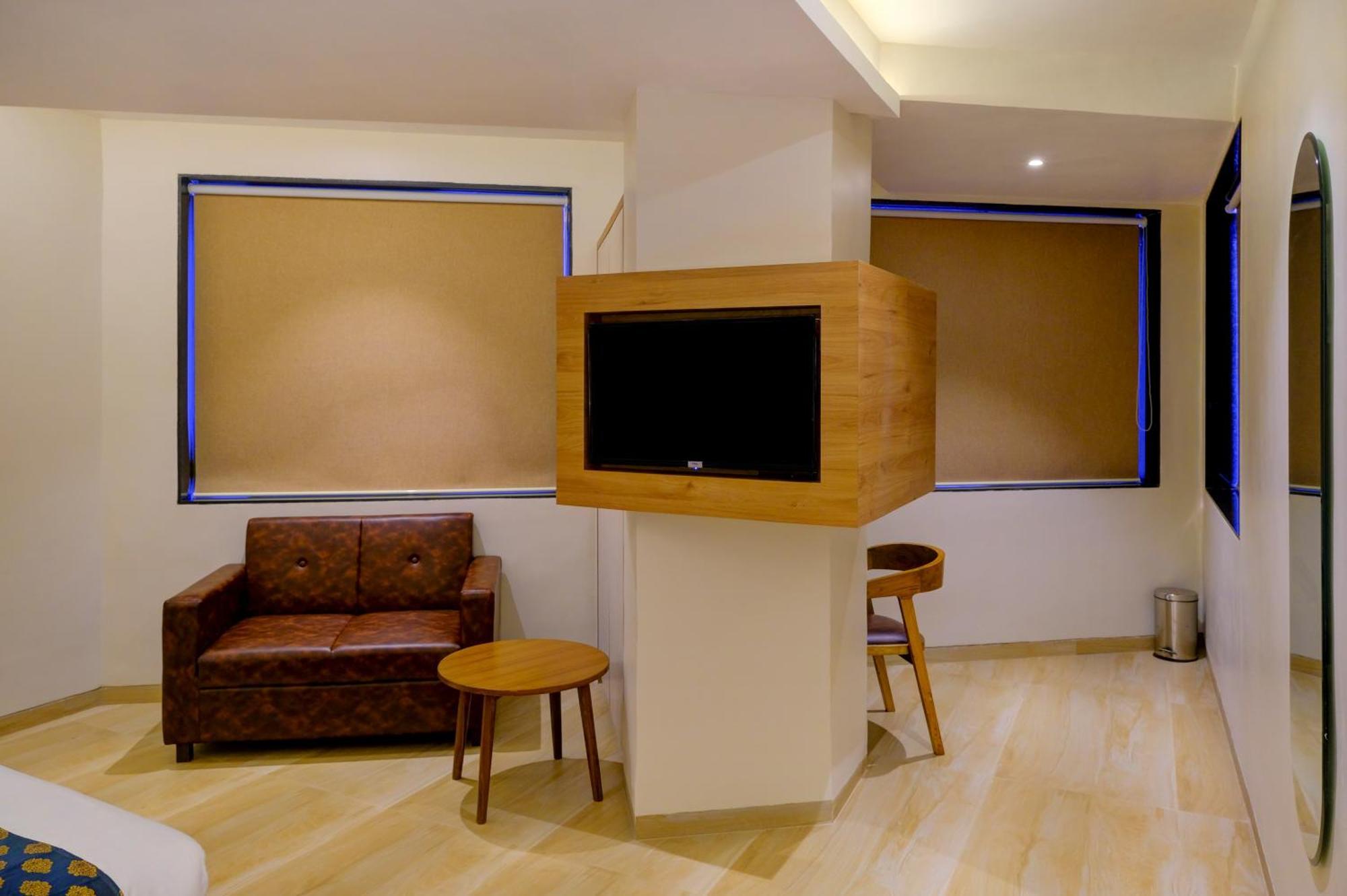 Metropolis Business Hotel Panaji Exteriör bild
